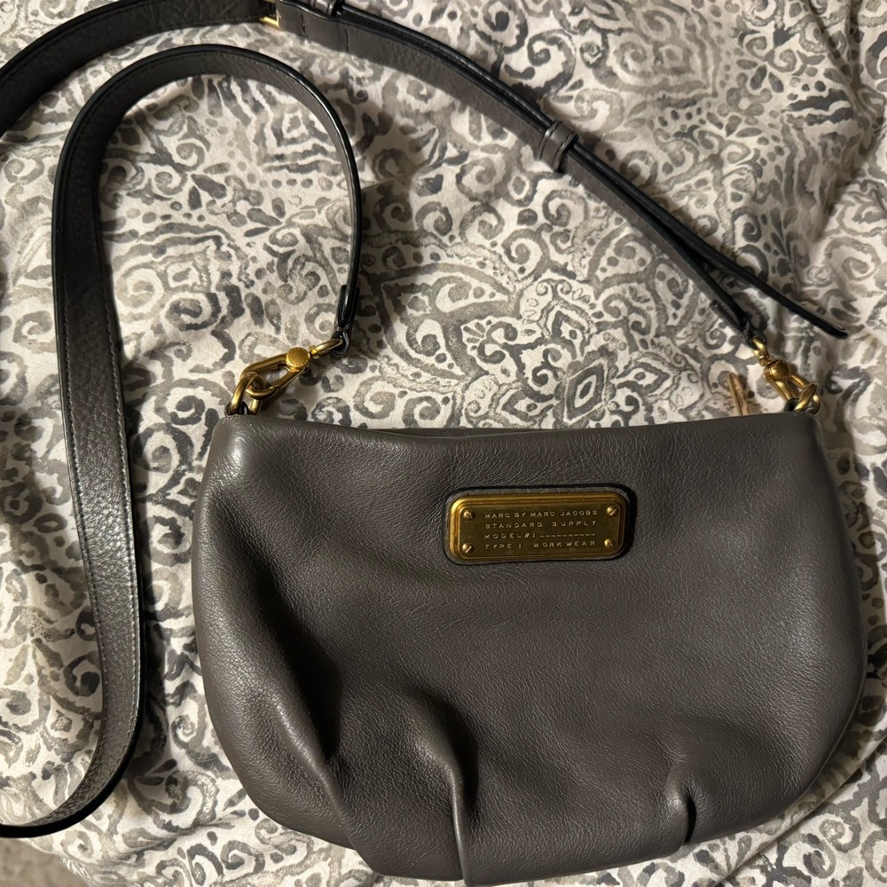 Marc by Marc Jacobs crossbody purse - Picture 1 of 9